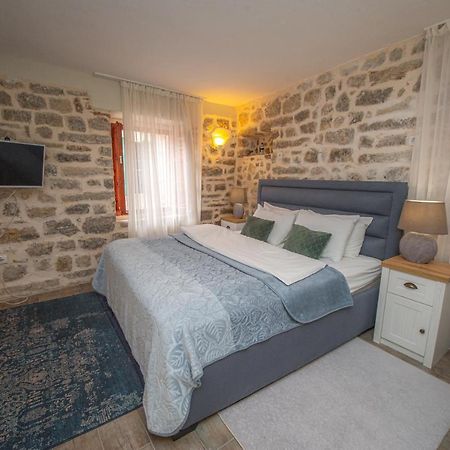 Antika Guesthouse Kotor Extérieur photo