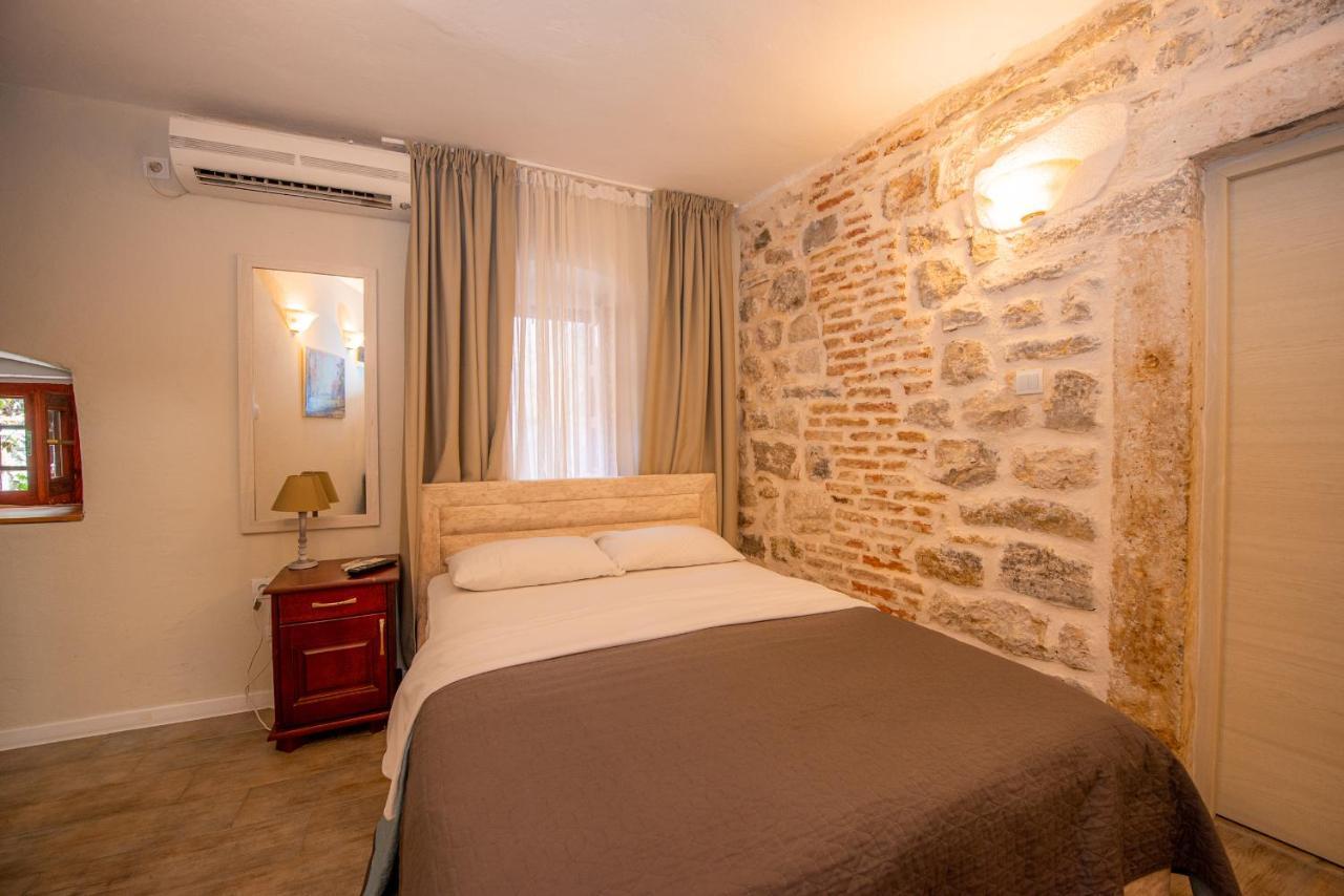 Antika Guesthouse Kotor Extérieur photo
