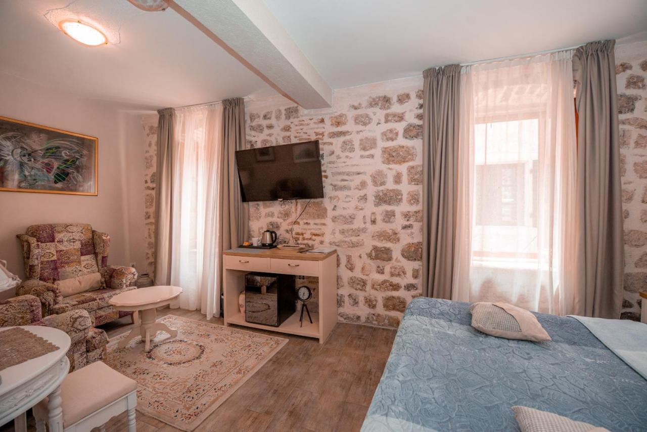 Antika Guesthouse Kotor Extérieur photo