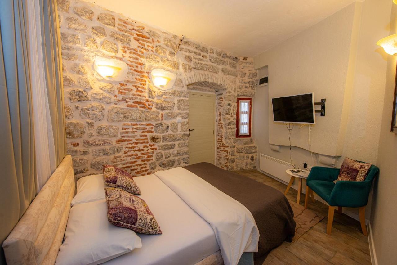 Antika Guesthouse Kotor Extérieur photo