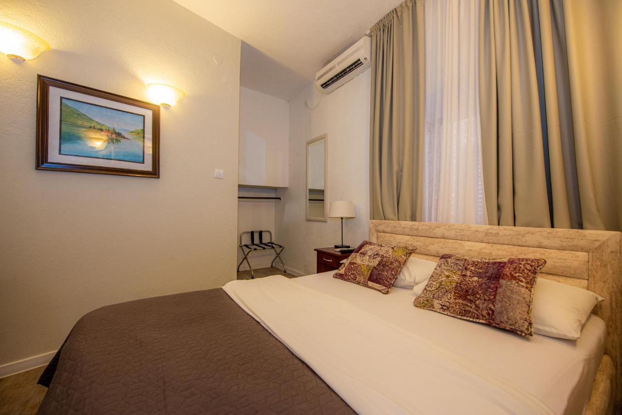 Antika Guesthouse Kotor Extérieur photo