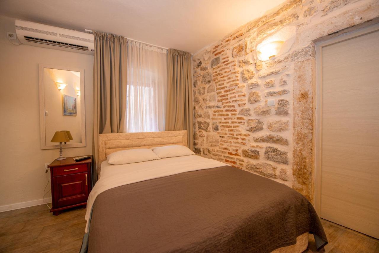 Antika Guesthouse Kotor Extérieur photo