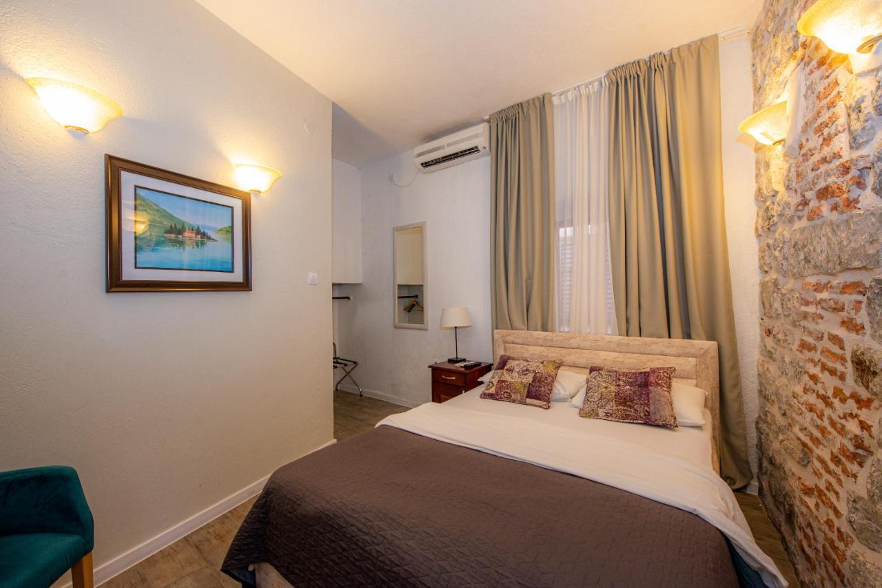 Antika Guesthouse Kotor Extérieur photo