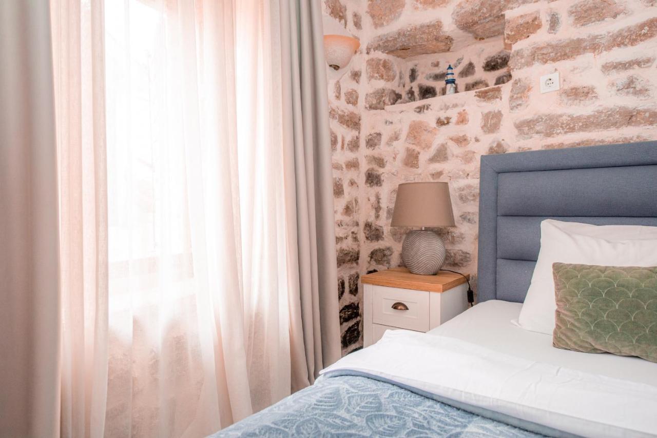 Antika Guesthouse Kotor Extérieur photo