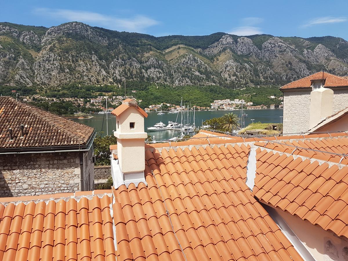 Antika Guesthouse Kotor Extérieur photo