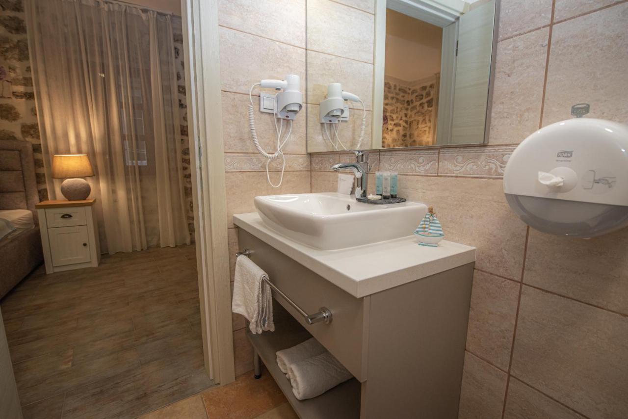 Antika Guesthouse Kotor Extérieur photo