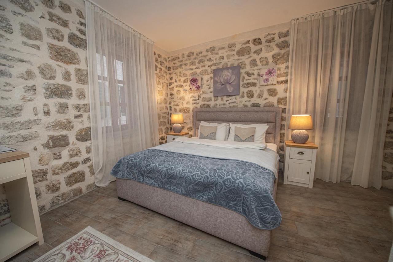 Antika Guesthouse Kotor Extérieur photo