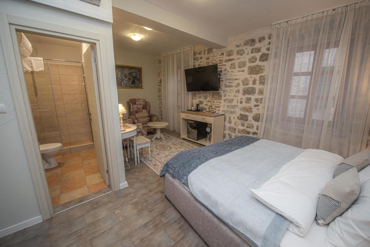 Antika Guesthouse Kotor Extérieur photo